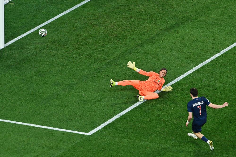 苏格兰女足主帅：中国女足渴望挽回颜面，我们不能掉以轻心